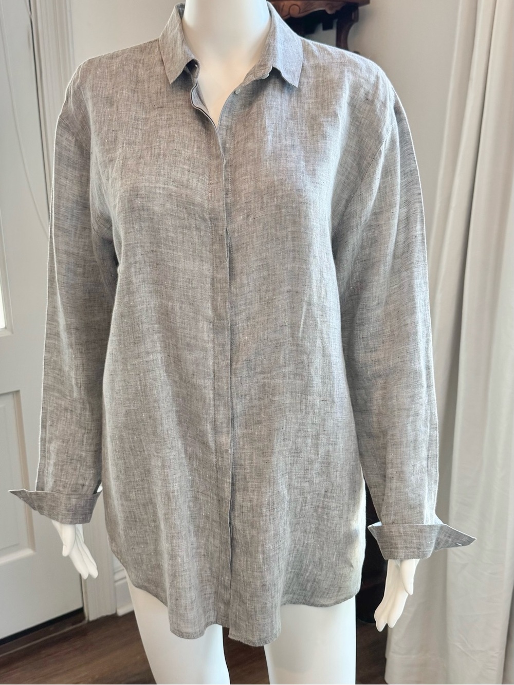 Lafayette 148 New York 100% Linen Gray Collared Button-Up Shirt Relaxed Blouse M